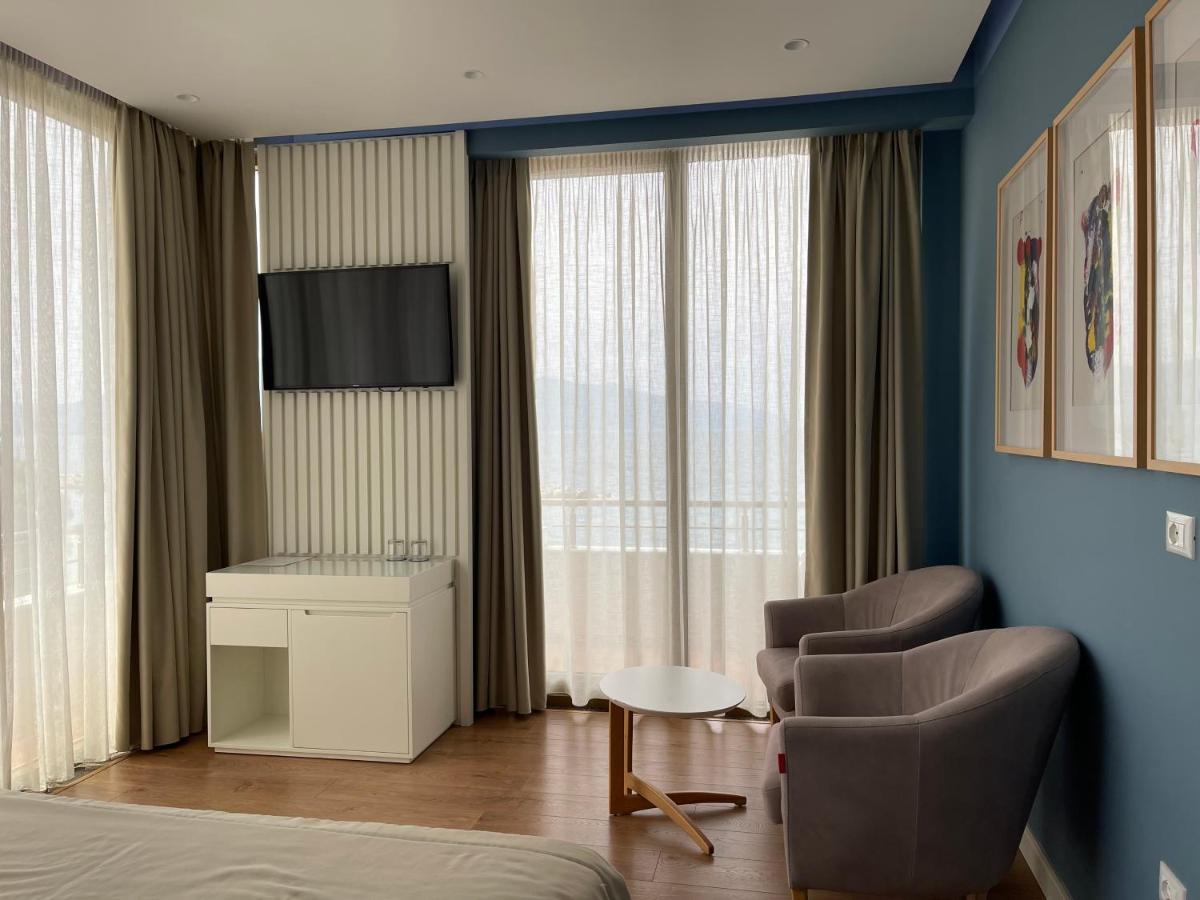 Paradise Beach Hotel Radhimë Zewnętrze zdjęcie