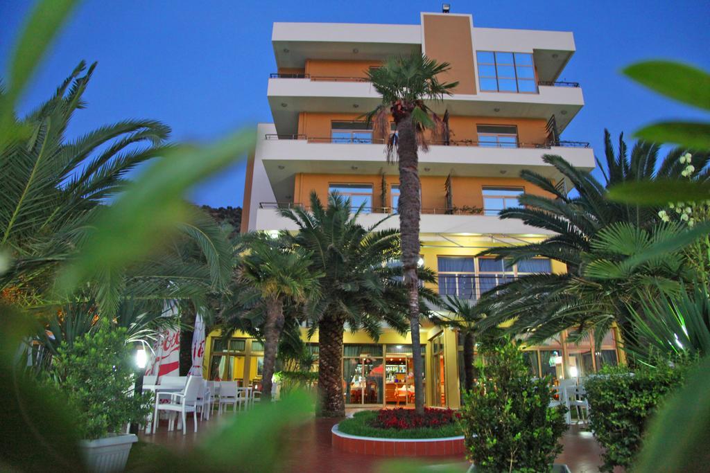 Paradise Beach Hotel Radhimë Zewnętrze zdjęcie