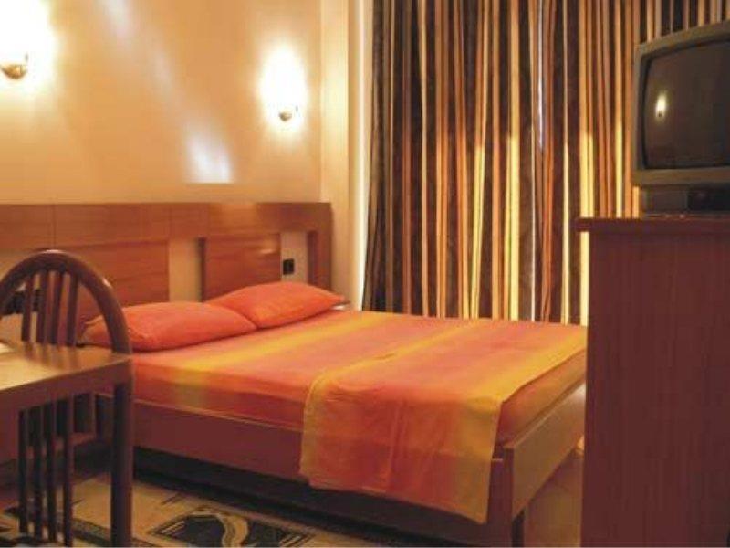 Paradise Beach Hotel Radhimë Pokój zdjęcie